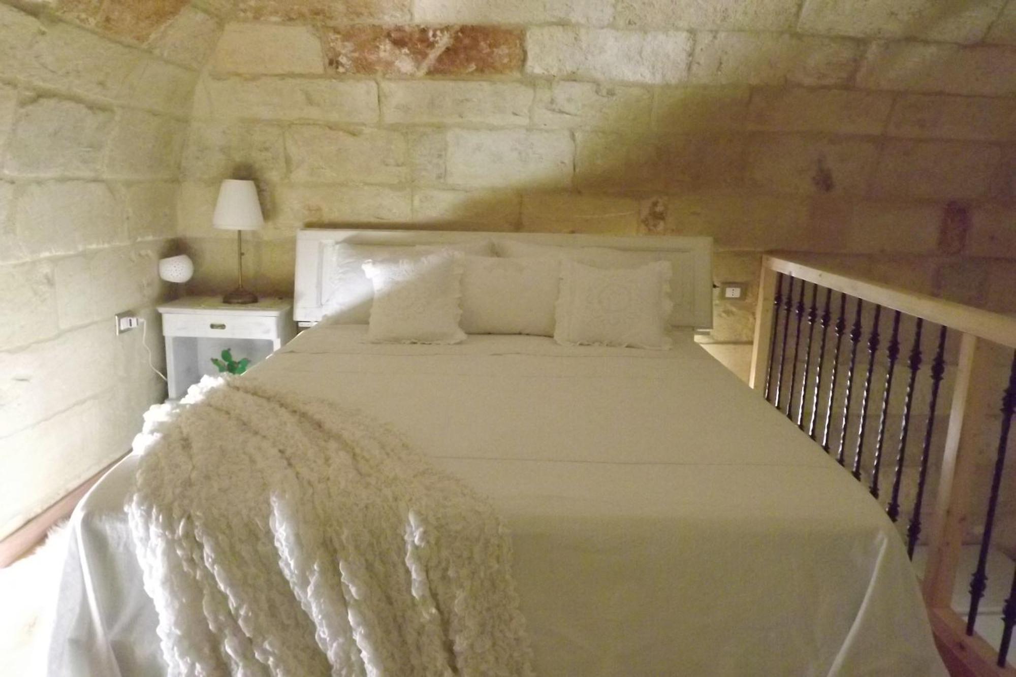 Palazzo Emy Bed and Breakfast Lecce Exterior foto